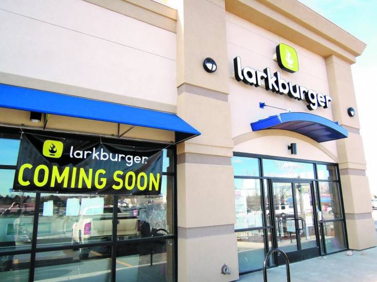 A new Larkburger restaurant is under construction and scheduled to open early next year in the Dry Creek Shopping Center.