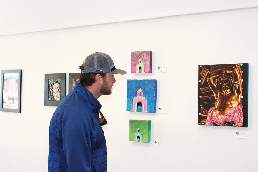 Jesse Morvay takes some time over the weekend to visit NEXT Gallery.