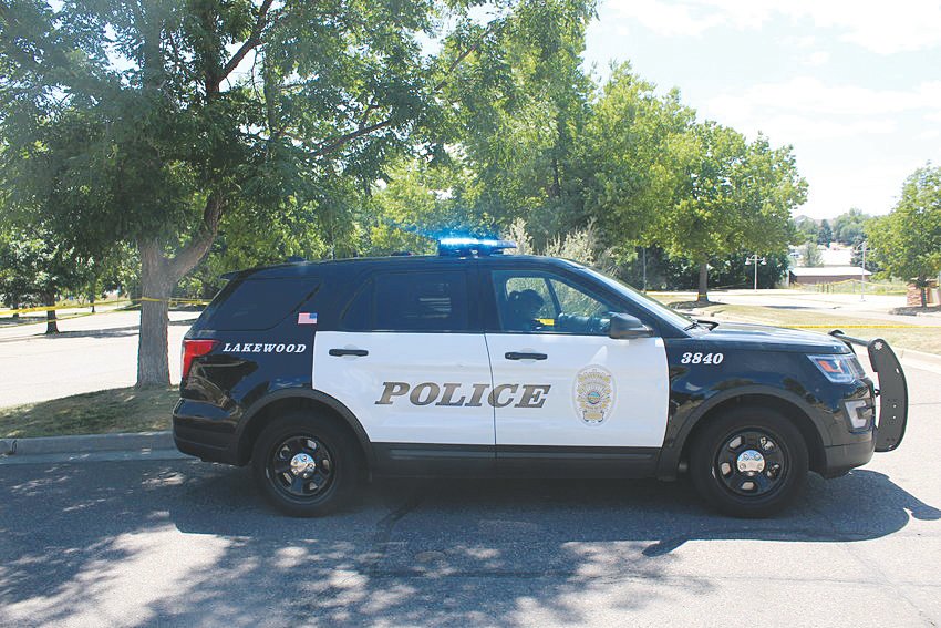 File art of Lakewood Police responding to stabbings near Heritage Lakewood Belmar Park in August 2019.