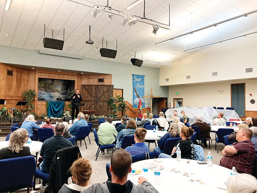 Elbert County Sheriff Tim Norton addressed a crowd of concerned citizens about the potential dangers of allowing marijuana-related businesses in town.