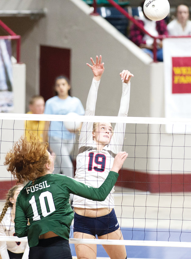 Chaparral’s Julianna Dalton (19) is the co-South Metro Volleyball Player of the Year.