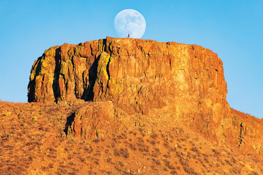 “Castle Rock Moonrise Hiker” South Table Mountain, Golden.
