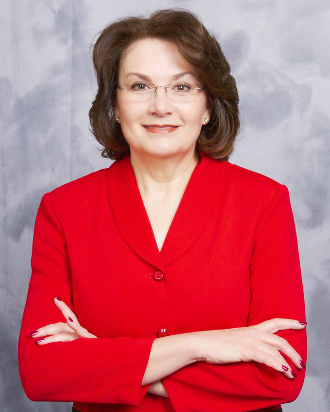 Commissioner Lora Thomas