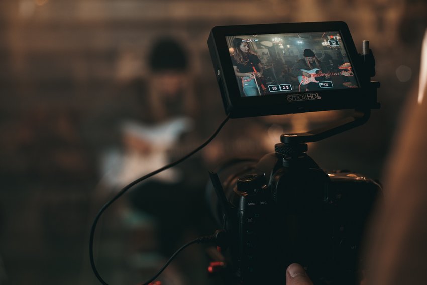 The courses, open to teens only, take participants through the entire filmmaking process, from writing to producing to editing their own short films and TV pilots.