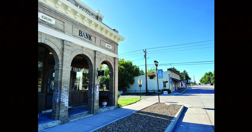 The historic First National Bank building is located on Elizabeth’s Main Street, the area that will be the beginning and end point of the Historic Elizabeth Main Street 5K & Family Color Run.